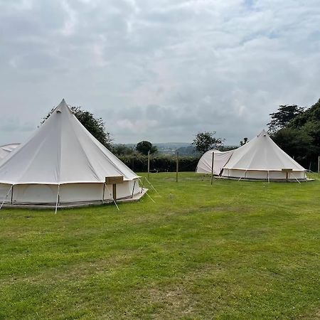 Готель Cox Hill Glamping Badger Труро Екстер'єр фото